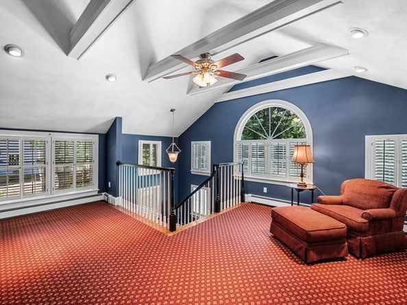 38 Lincoln Circle East, Andover MA 01810