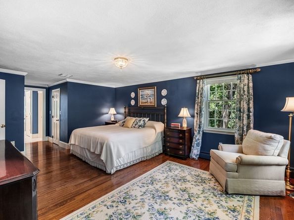 38 Lincoln Circle East, Andover MA 01810