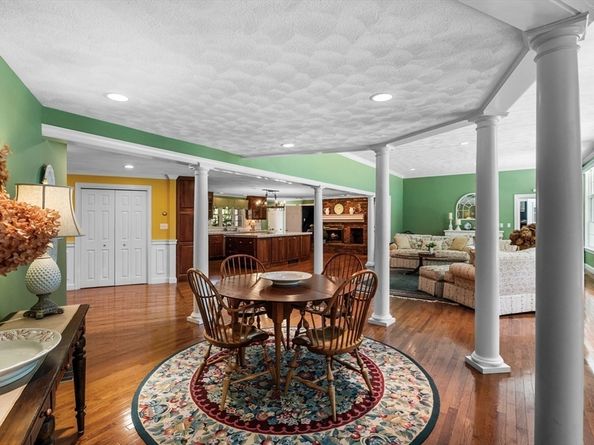 38 Lincoln Circle East, Andover MA 01810