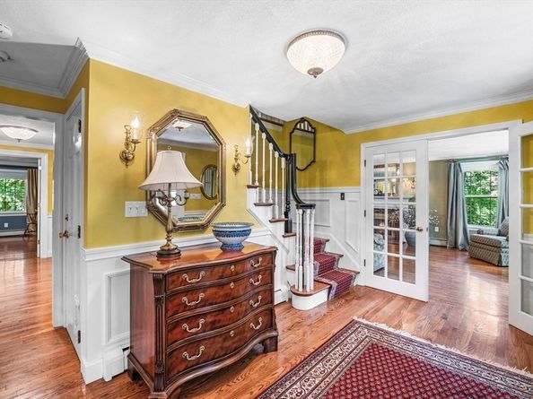 38 Lincoln Circle East, Andover MA 01810