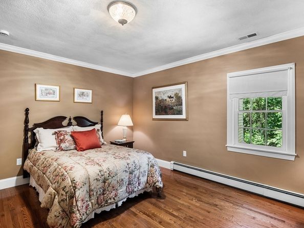 38 Lincoln Circle East, Andover MA 01810