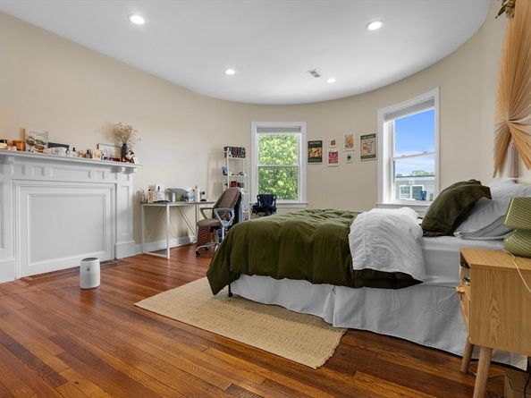 130 Glenville Avenue, Boston MA 02134
