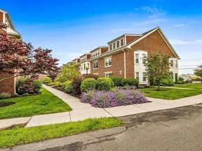 158 Quincy Shore Dr 78, Quincy MA 02171