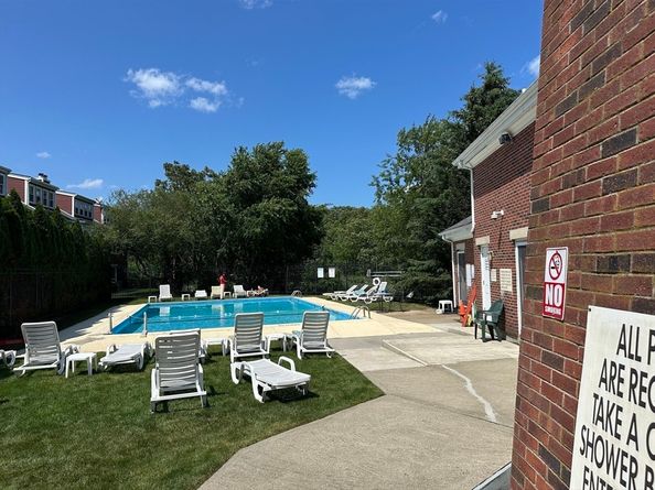 158 Quincy Shore Dr 78, Quincy MA 02171