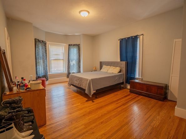 21 Burnap St, Fitchburg MA 01420