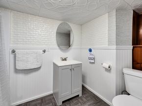 228 Lynn St, Peabody MA 01960