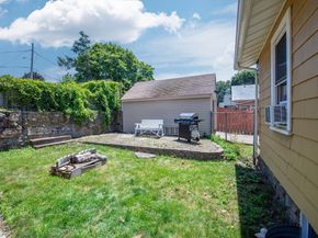 228 Lynn St, Peabody MA 01960