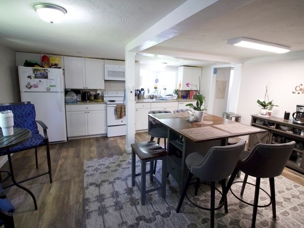 6 Mcnulty Rd, Bolton MA 01740