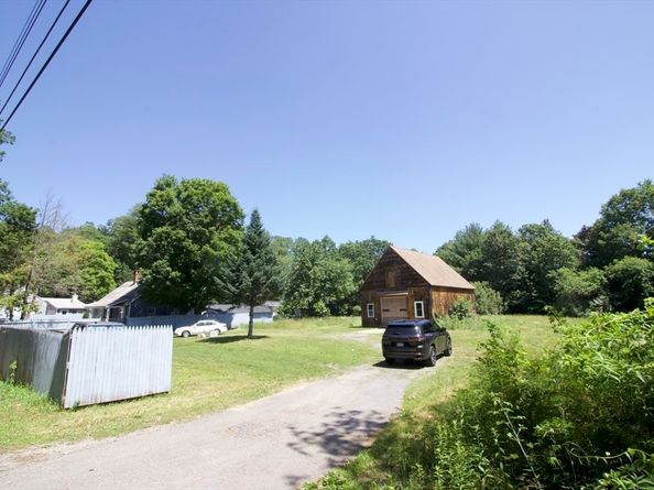 6 Mcnulty Rd, Bolton MA 01740