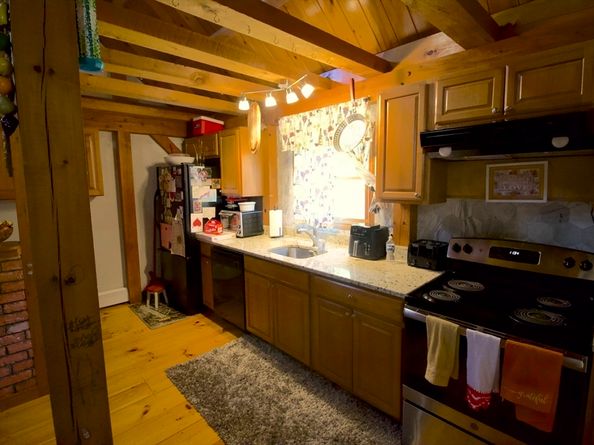 6 Mcnulty Rd, Bolton MA 01740