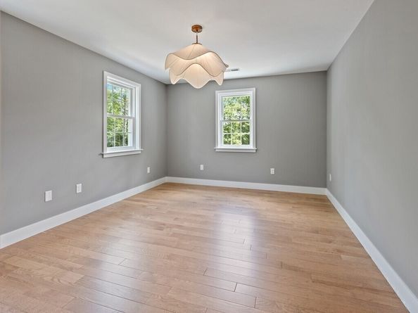 126 Old Southbridge Rd, Dudley MA 01571