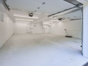 126 Old Southbridge Rd, Dudley MA 01571