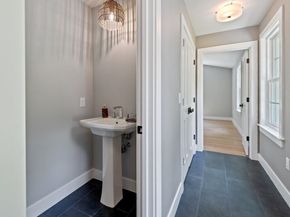 126 Old Southbridge Rd, Dudley MA 01571