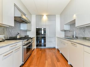 1 Dalton Street 5102, Boston MA 02115