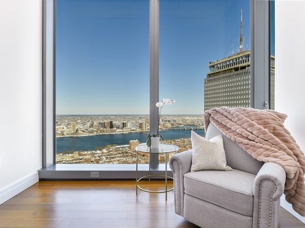 1 Dalton Street 5102, Boston MA 02115