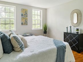 1716 Cambridge St 27, Cambridge MA 02139