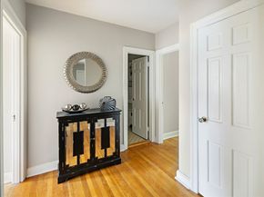 1716 Cambridge St 27, Cambridge MA 02139