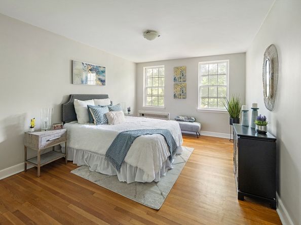 1716 Cambridge St 27, Cambridge MA 02139
