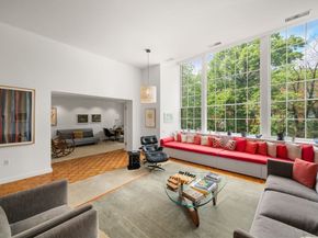 72 Mt Vernon 2A, Boston MA 02108
