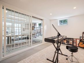 3 Jeffreys Neck Rd, Ipswich MA 01938