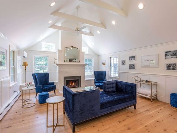 3 Jeffreys Neck Rd, Ipswich MA 01938