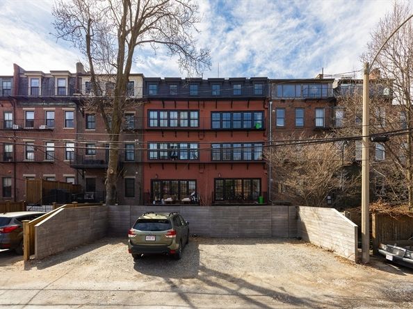 211 W Springfield Street, Boston MA 02118