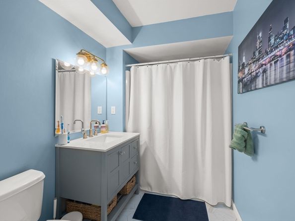25 Harrison St C, Boston MA 02131
