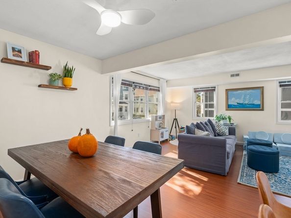 25 Harrison St C, Boston MA 02131