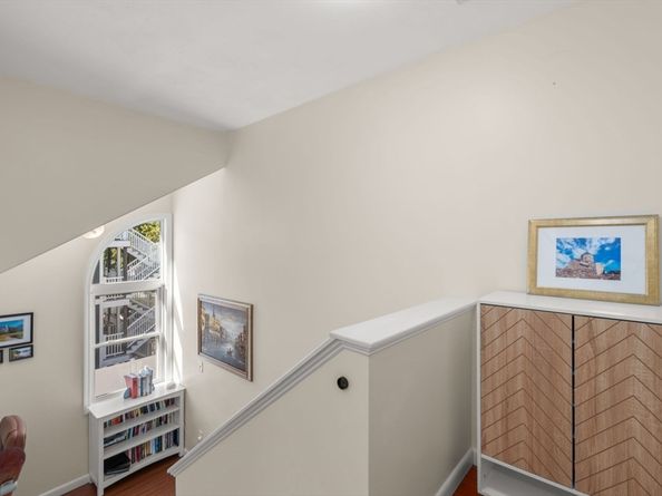 25 Harrison St C, Boston MA 02131