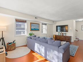 25 Harrison St C, Boston MA 02131