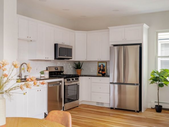 172 Putnam Avenue 2, Cambridge MA 02139