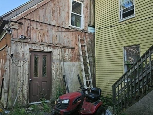 253-255 Park St, Gardner MA 01440
