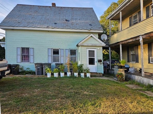 253-255 Park St, Gardner MA 01440