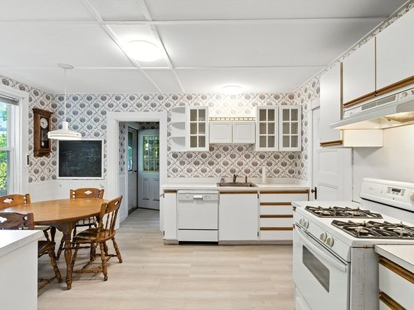 42-44 Judkins St, Newton MA 02460