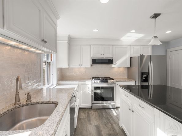 324 Union St 1, Millis MA 02054