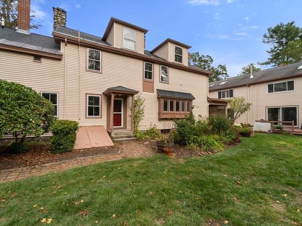 324 Union St 1, Millis MA 02054