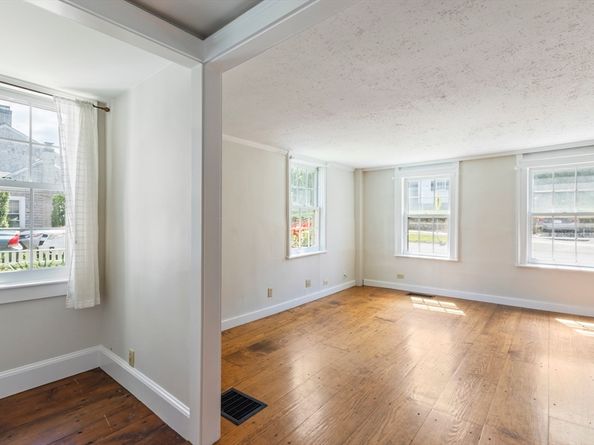 191-193 South St, Hingham MA 02043