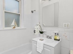 8 Kinross Rd 2, Boston MA 02135