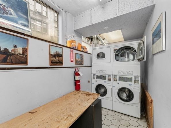 8 Kinross Rd 2, Boston MA 02135