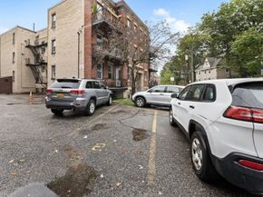8 Kinross Rd 2, Boston MA 02135