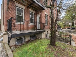 8 Kinross Rd 2, Boston MA 02135
