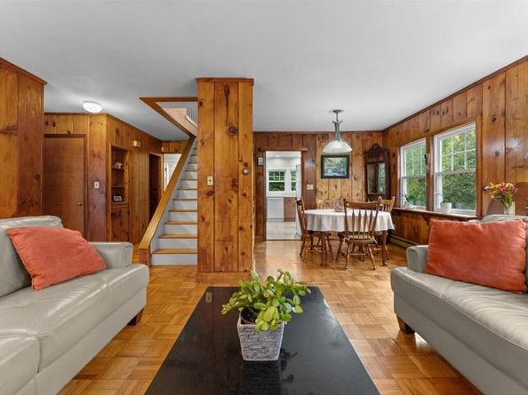 290 East Street, Westwood MA 02090