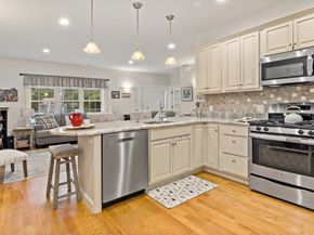 20 Valley St 20, Norfolk MA 02056