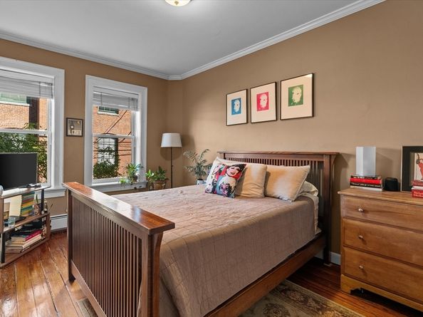 112 Union Park St 1, Boston MA 02118