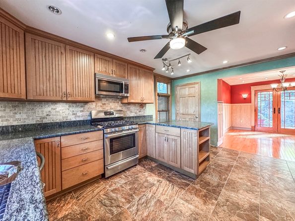 20 Roanoke St, Lynn MA 01904