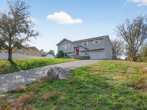 4 Lori Ln, Randolph MA 02368