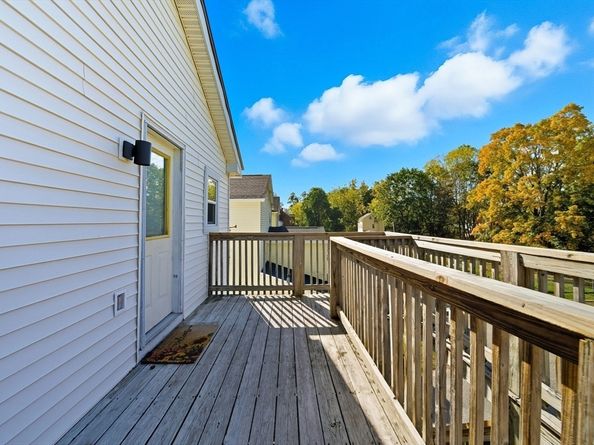 15 Blackstone St, Blackstone MA 01504