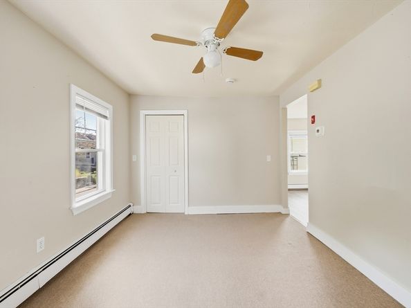 15 Blackstone St, Blackstone MA 01504