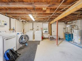 15 Blackstone St, Blackstone MA 01504