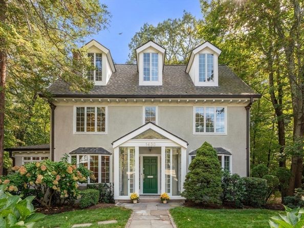 1430 Beacon St, Newton MA 02468